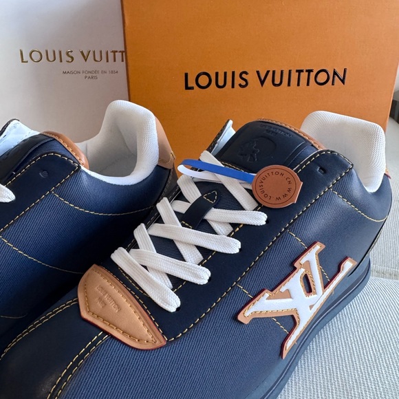 Louis Vuitton LV Buttersoft Sneaker - Blue | Men’s Size 10 | Full Set | Italy - Picture 2 of 15